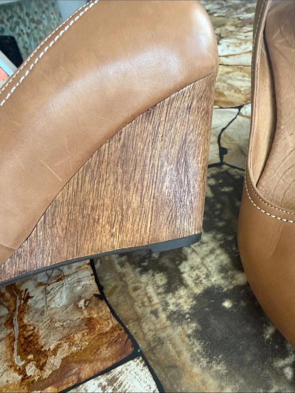 Clarks Indigo Cognac Leather Wooden Wedge Pumps Women’s Size 9.5 Comfort Shoes